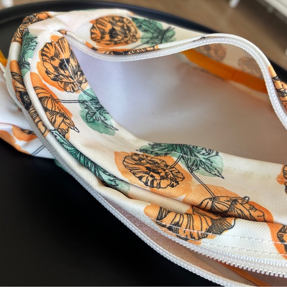 Jansport Poppy Waist Bag - Orange and Green - Picture 4 of 5